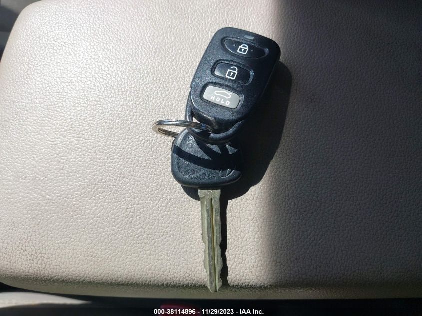 2017 HYUNDAI ELANTRA SE - 5NPD84LF7HH148856
