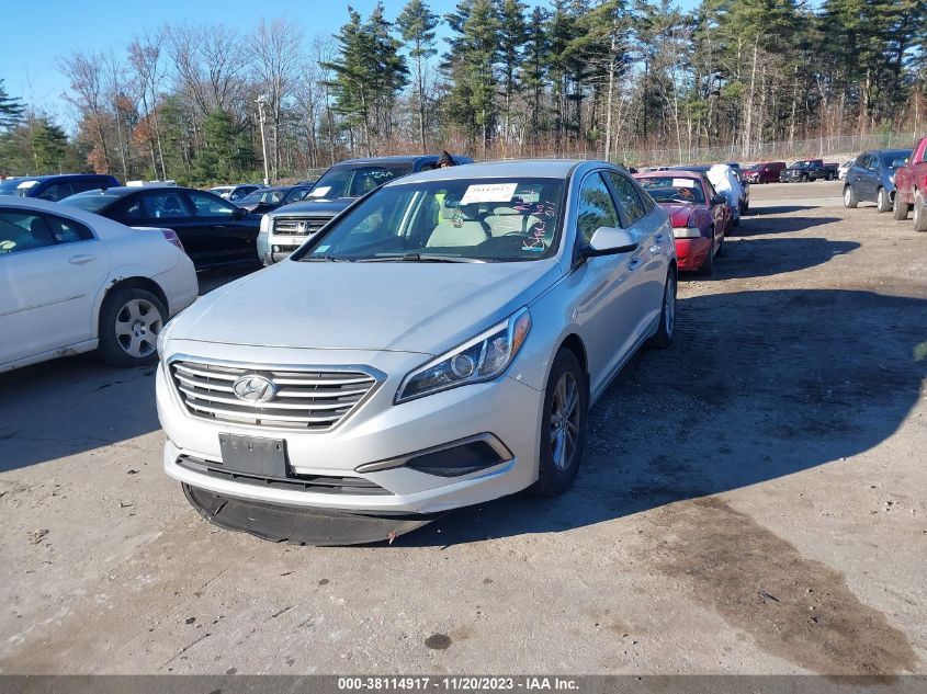 2017 HYUNDAI SONATA SE - 5NPE24AF5HH555244