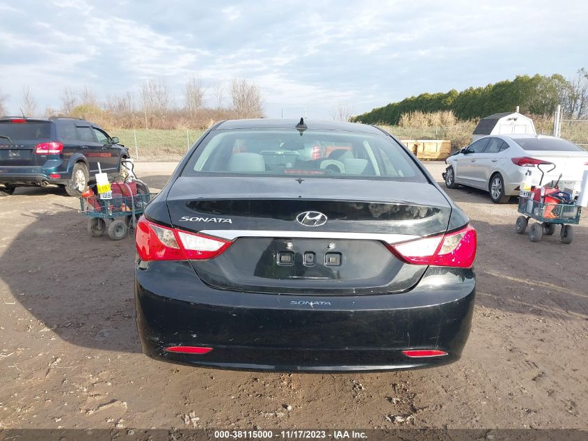 VIN 5NPEB4AC9DH795624 2013 HYUNDAI SONATA no.16