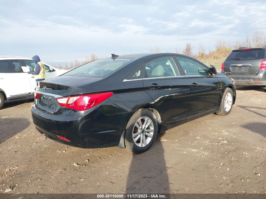 VIN 5NPEB4AC9DH795624 2013 HYUNDAI SONATA no.4