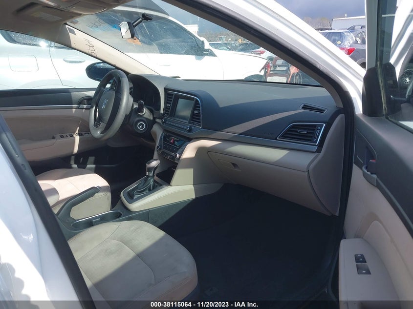 VIN 5NPD84LF8HH117647 2017 HYUNDAI ELANTRA SE
