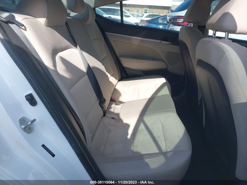 VIN 5NPD84LF8HH117647 2017 HYUNDAI ELANTRA SE