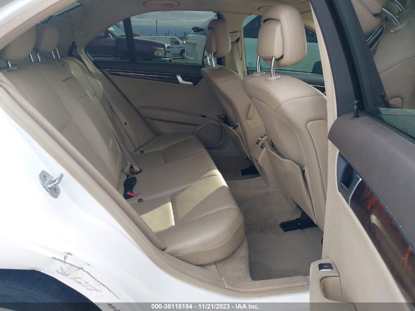 2014 MERCEDES-BENZ C 250 SPORT/LUXURY - WDDGF4HB6ER314691