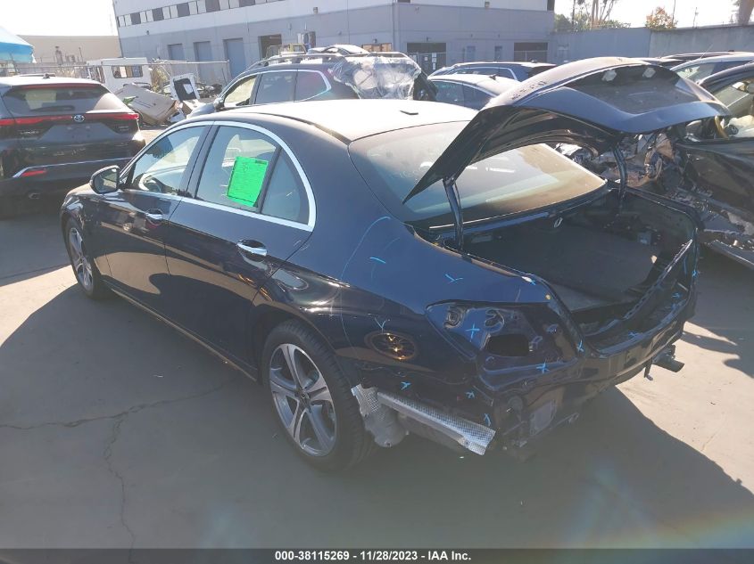 2019 MERCEDES-BENZ E 300 WDDZF4JB8KA592036