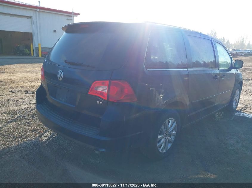 2014 VOLKSWAGEN ROUTAN SE 2C4RVABG0ER134447