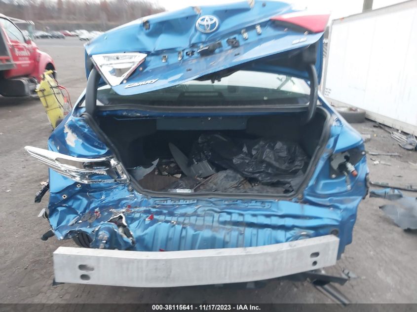 2017 TOYOTA CAMRY SE - 4T1BF1FK1HU793587