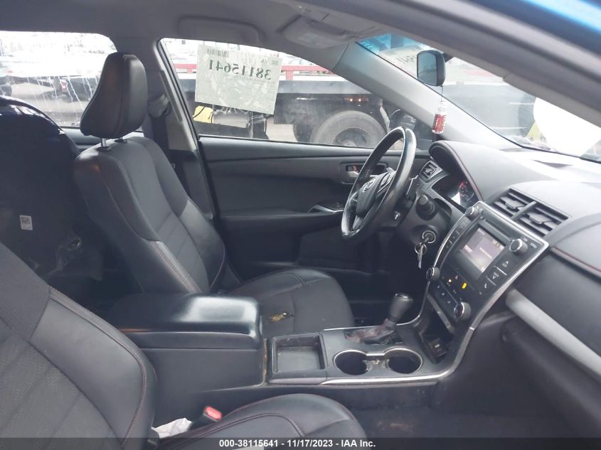 2017 TOYOTA CAMRY SE - 4T1BF1FK1HU793587