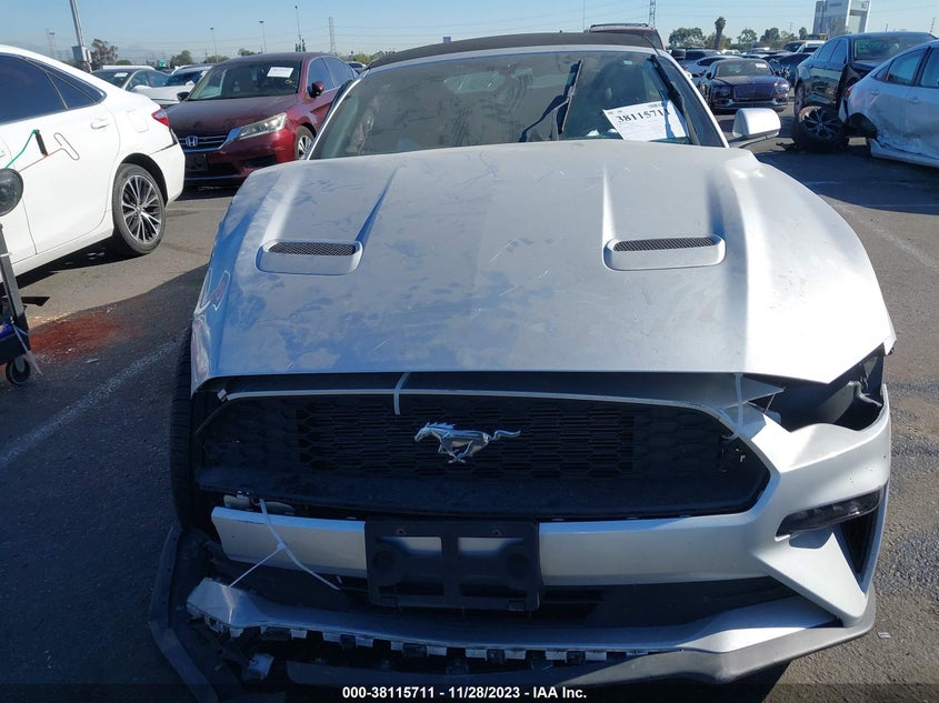 VIN 1FATP8UH1K5158804 2019 FORD MUSTANG
