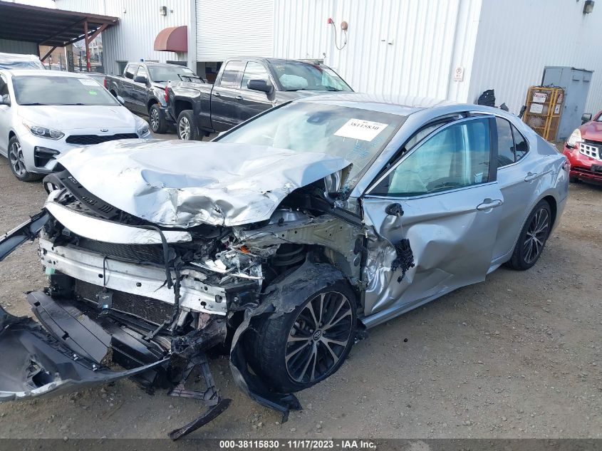 2018 TOYOTA CAMRY SE - 4T1B11HK1JU634795