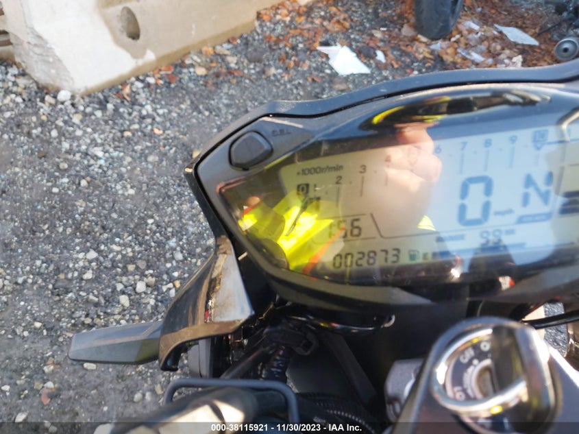 VIN JS1VP55A0J2100549 2018 SUZUKI SV650