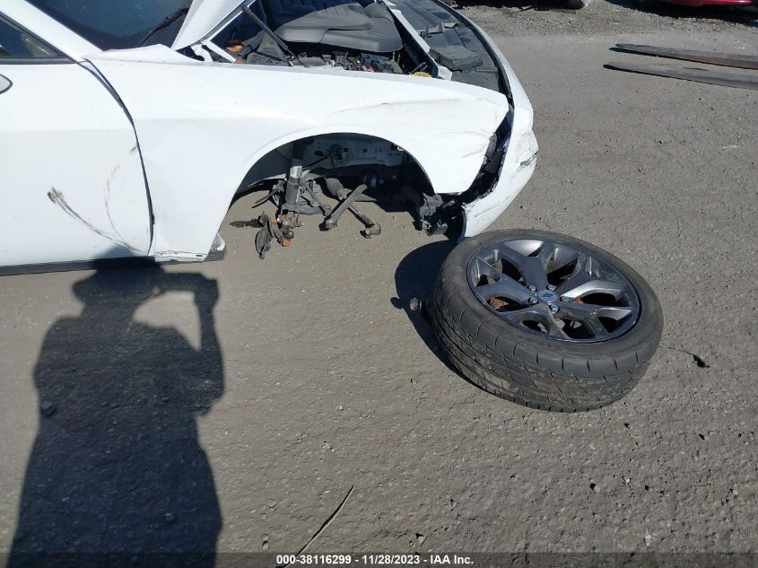 2019 DODGE CHALLENGER SXT - 2C3CDZAG1KH744226