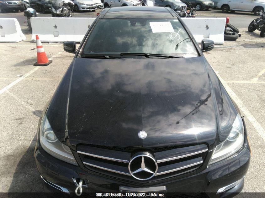 2013 MERCEDES-BENZ C 250 WDDGJ4HB5DG049433