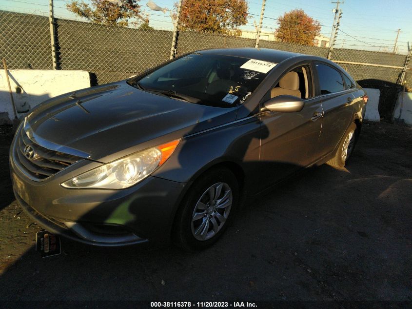 2013 HYUNDAI SONATA GLS PZEV - 5NPEB4AC1DH547352