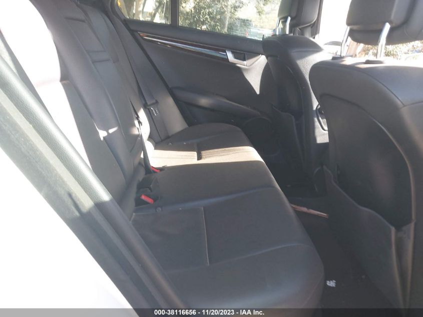 2014 MERCEDES-BENZ C 250 SPORT/LUXURY - WDDGF4HB7EG188725