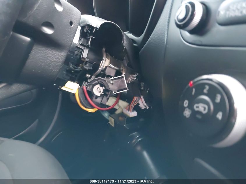 2014 KIA SOUL + - KNDJP3A54E7020794