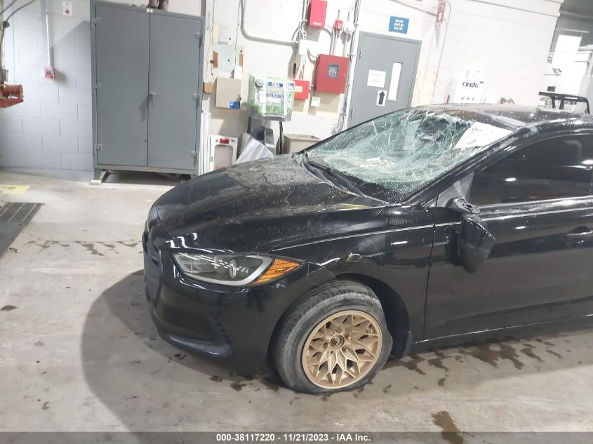 2018 HYUNDAI ELANTRA SE - 5NPD74LF9JH330454