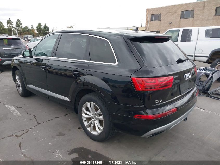 WA1LAAF77HD026078 2017 AUDI Q7, photo no. 3