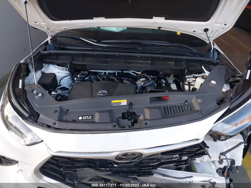 2022 TOYOTA HIGHLANDER XLE - 5TDGZRBH5NS240001