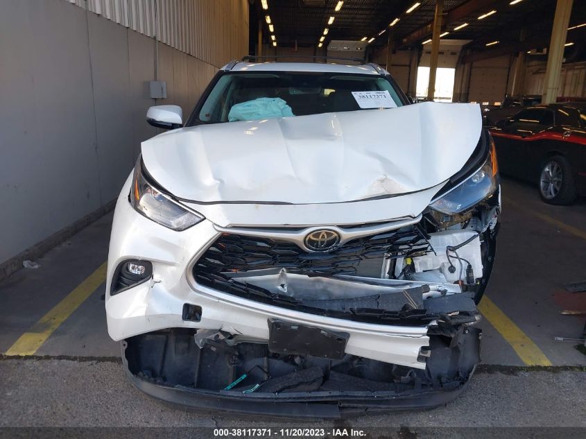 2022 TOYOTA HIGHLANDER XLE - 5TDGZRBH5NS240001
