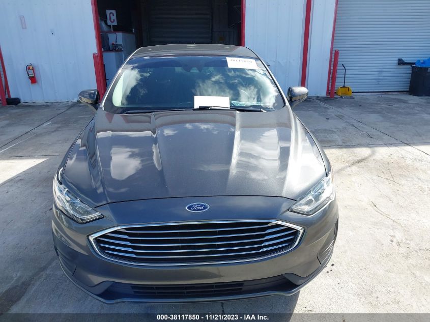 3FA6P0H79KR243368 Ford Fusion SE 11