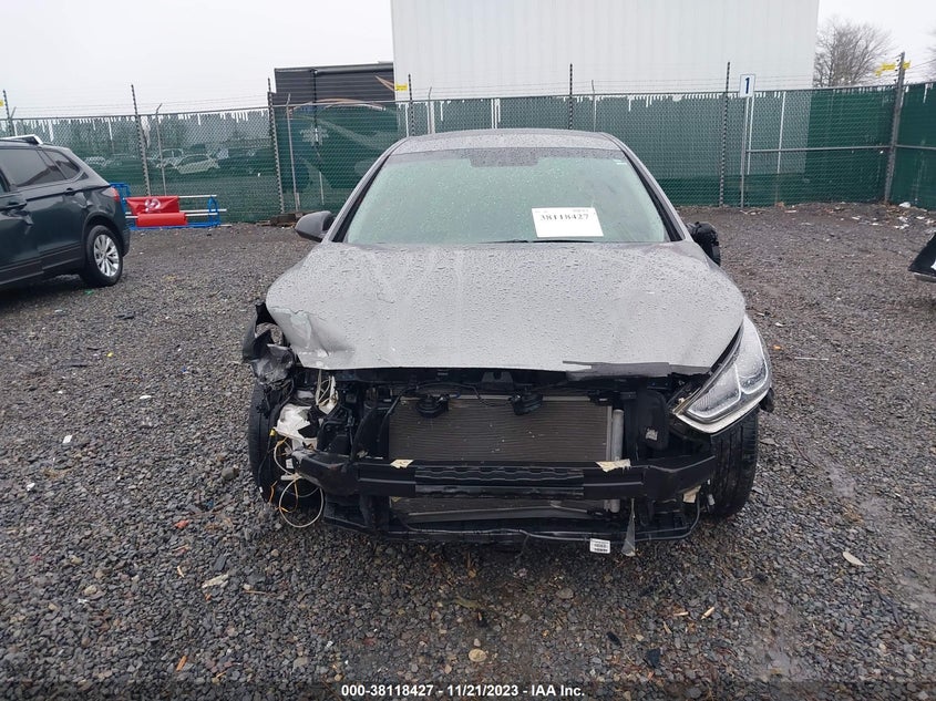 VIN 5NPE24AF6JH619099 2018 HYUNDAI SONATA SE