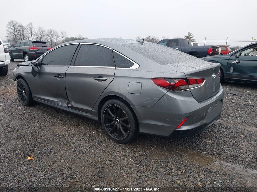 VIN 5NPE24AF6JH619099 2018 HYUNDAI SONATA SE