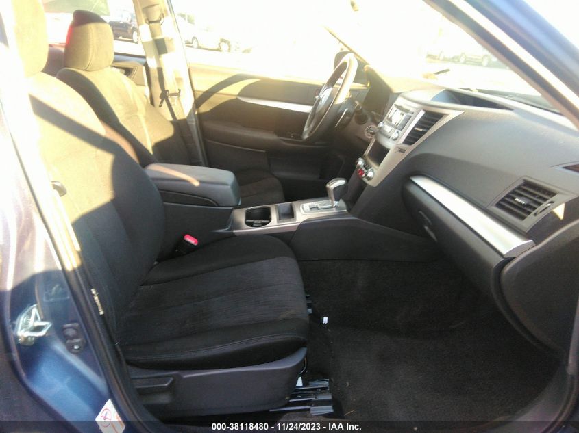 2014 SUBARU LEGACY 2.5I - 4S3BMBA63E3028974