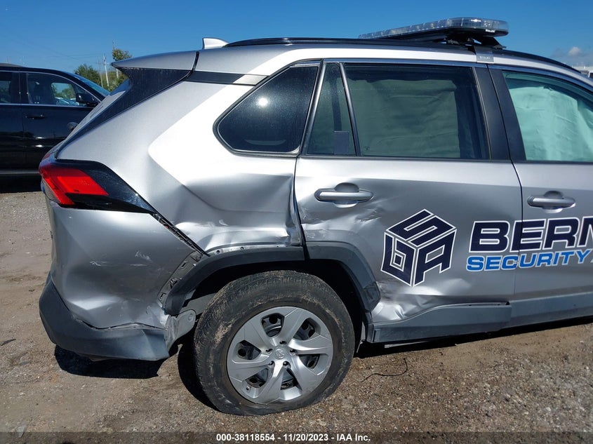 VIN 2T3H1RFV3MC144393 2021 TOYOTA RAV4 LE