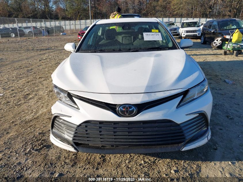 2022 TOYOTA CAMRY LE - 4T1C11AK2NU658348
