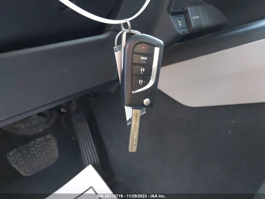 2022 TOYOTA CAMRY LE - 4T1C11AK2NU658348