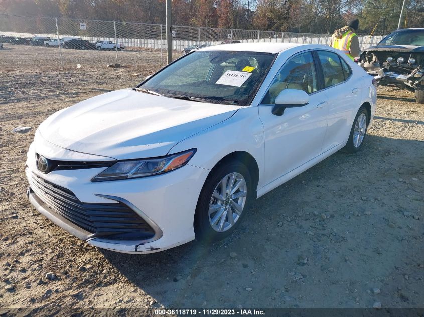 2022 TOYOTA CAMRY LE - 4T1C11AK2NU658348