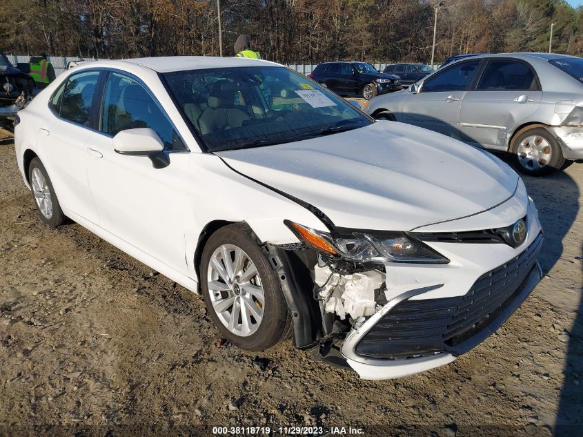 2022 TOYOTA CAMRY LE - 4T1C11AK2NU658348