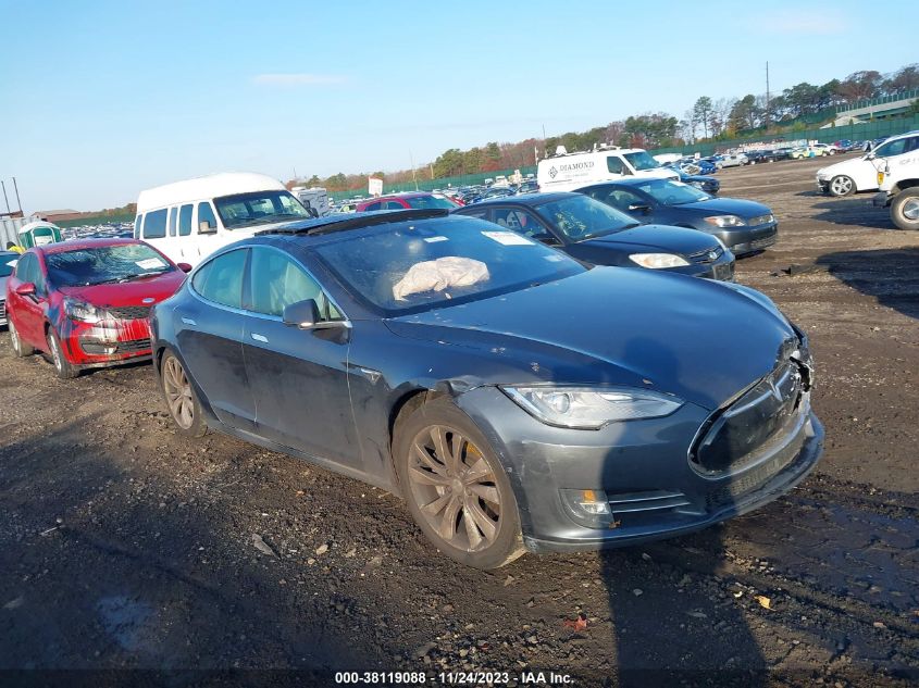 2015 TESLA MODEL S - 5YJSA1E21FF111124