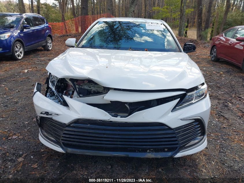 2021 TOYOTA CAMRY LE - 4T1C31AK1MU030533