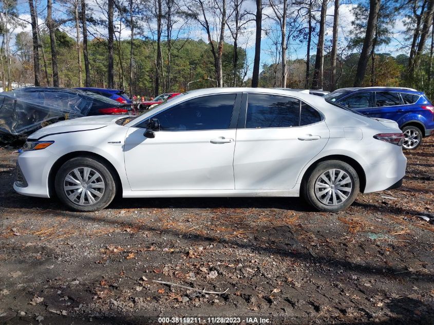 2021 TOYOTA CAMRY LE - 4T1C31AK1MU030533