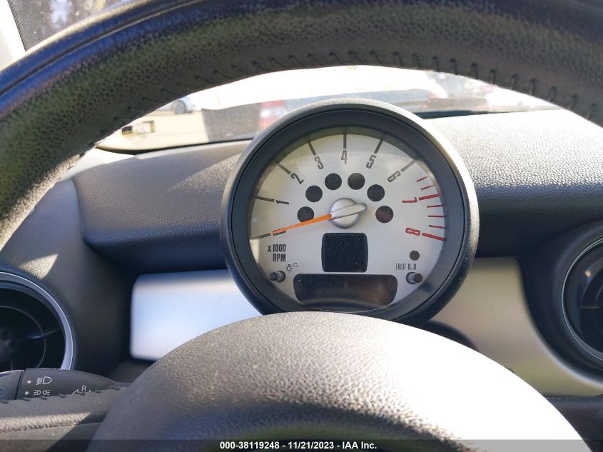 2013 MINI COOPER CLUBMAN WMWZF3C55DT489723