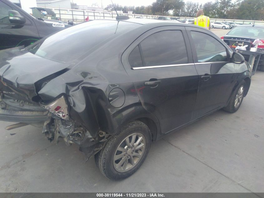 2018 CHEVROLET SONIC LT AUTO - 1G1JD5SH4J4140824