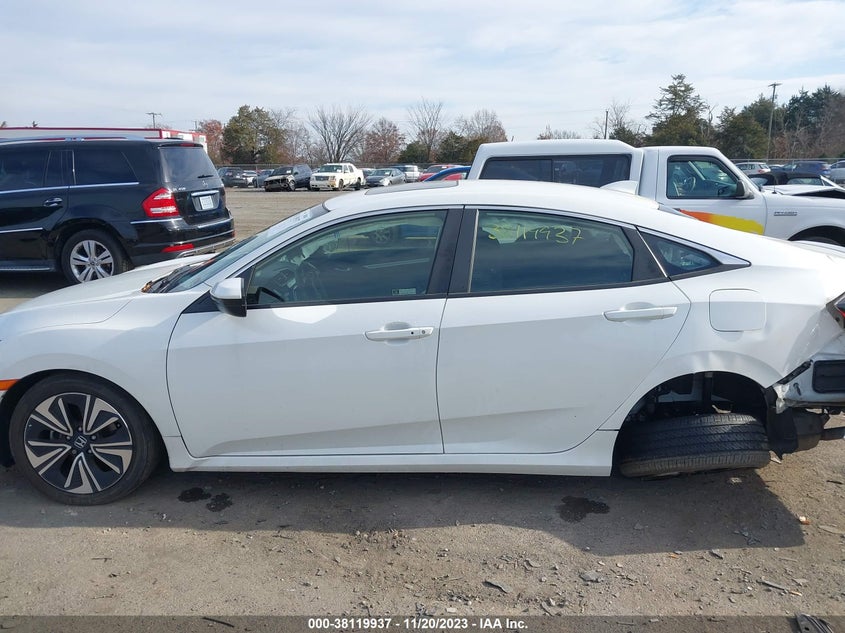 VIN JHMFC1F38JX041475 2018 HONDA CIVIC EX-T