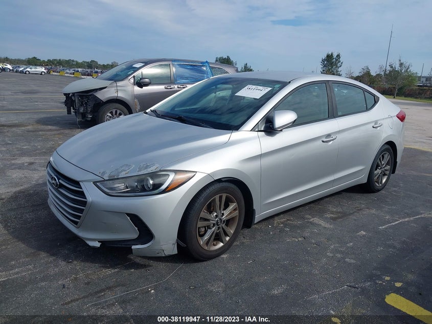 VIN 5NPD84LF6JH213847 2018 HYUNDAI ELANTRA SEL