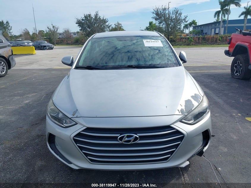 VIN 5NPD84LF6JH213847 2018 HYUNDAI ELANTRA SEL