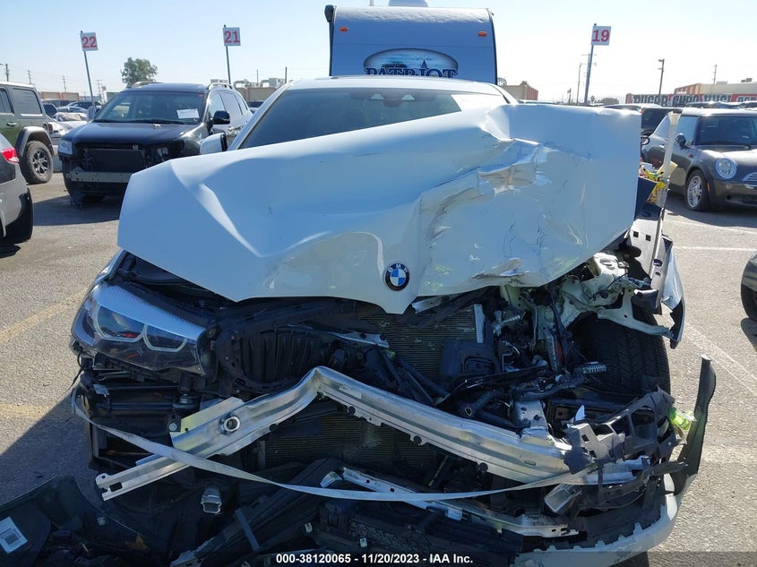 VIN WBAJA5C57JWA38636 2018 BMW 530I