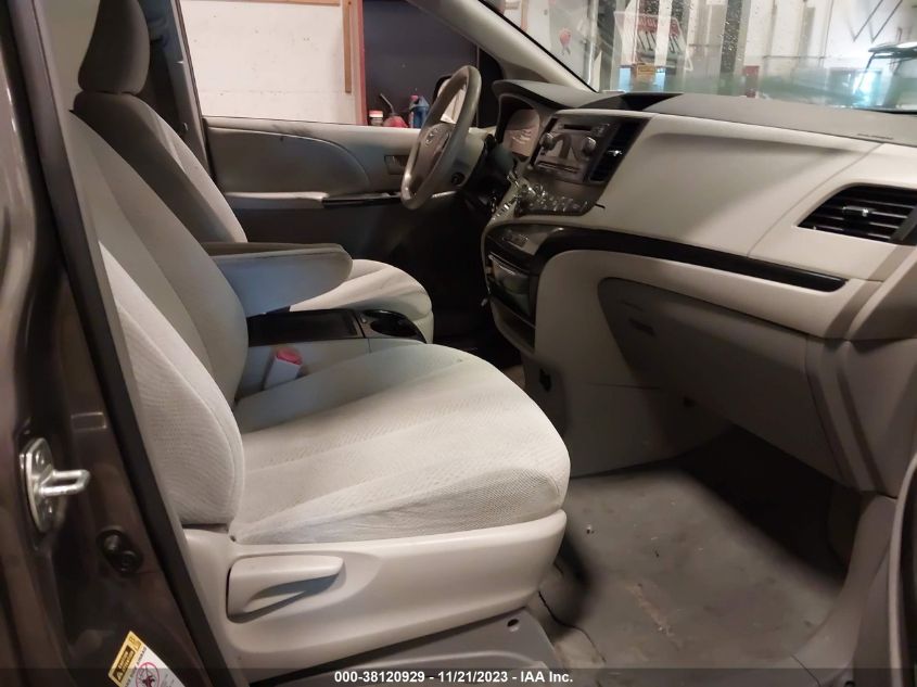 2013 TOYOTA SIENNA LE - 5TDKK3DC0DS330992