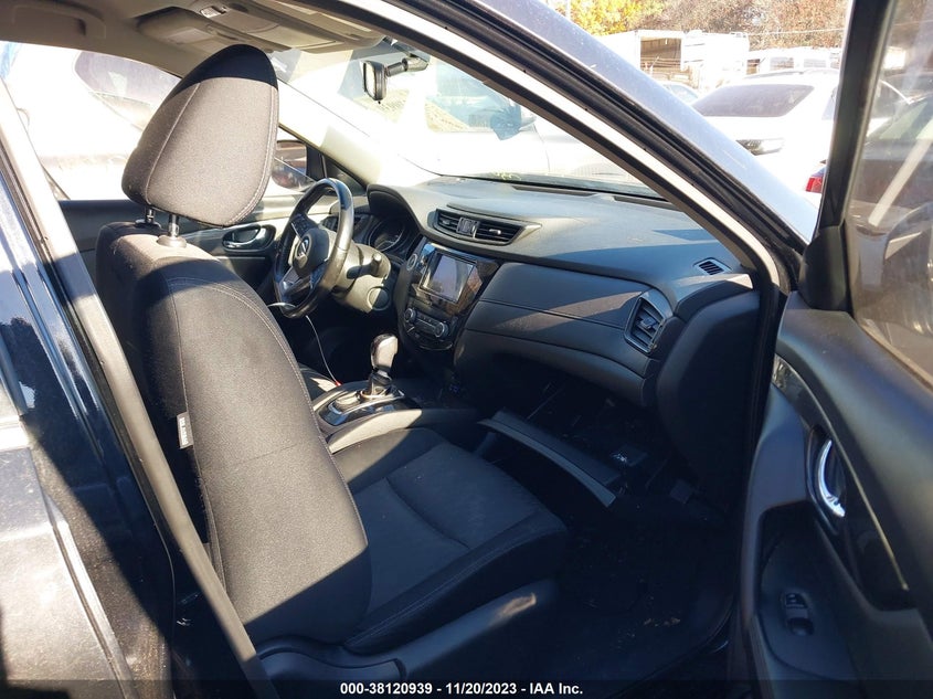 VIN JN8AT2MVXHW018693 2017 NISSAN ROGUE SV