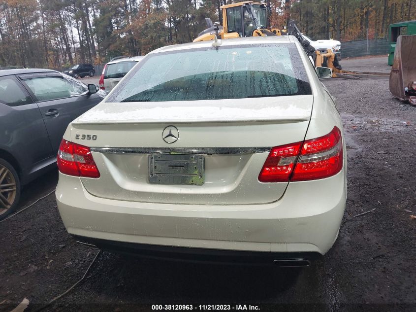 2013 MERCEDES-BENZ E 350 - WDDHF5KBXDA771777