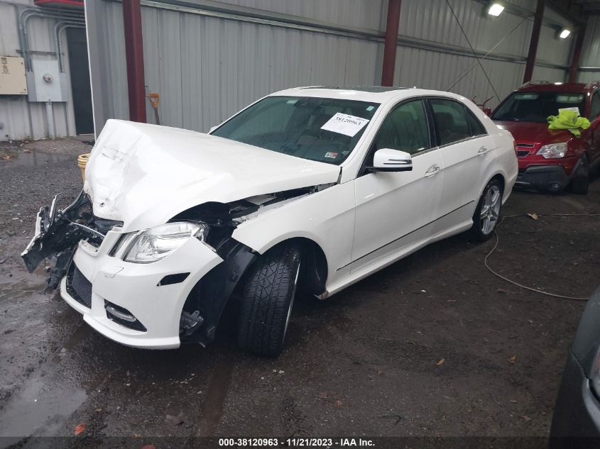 2013 MERCEDES-BENZ E 350 - WDDHF5KBXDA771777