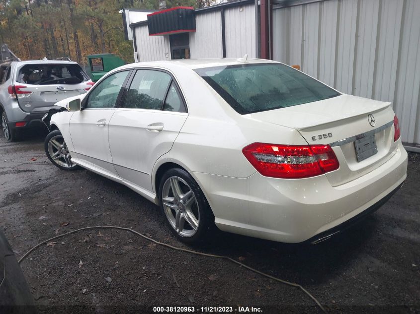 2013 MERCEDES-BENZ E 350 - WDDHF5KBXDA771777