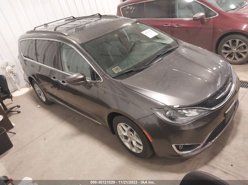 2C4RC1BG2HR756736 2017 CHRYSLER PACIFICA, photo no. 1