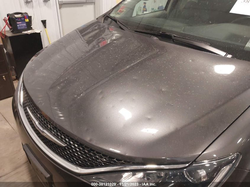 2C4RC1BG2HR756736 2017 CHRYSLER PACIFICA, photo no. 6