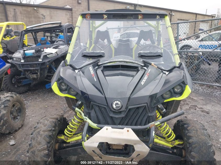 2015 CAN-AM MAVERICK 1000R TURBO X DS - 3JBPDAR23FJ002588