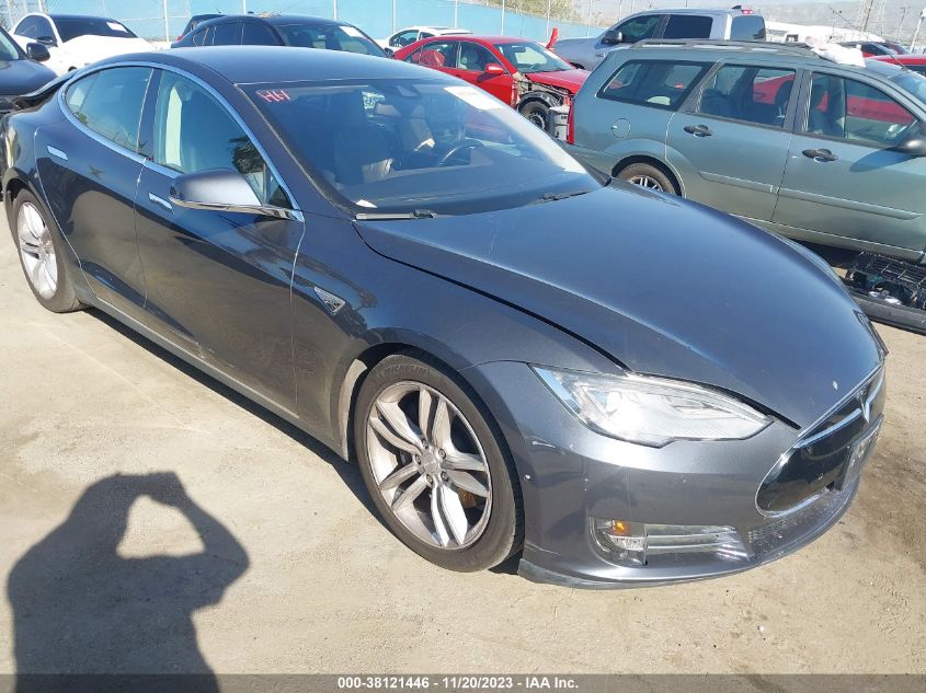 2015 TESLA MODEL S 70D/85D/P85D - 5YJSA1E21FF118137